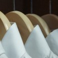 Force est de constater que la mode n&rsquo;est la préoccupation première des Singapouriens. Si les Singapouriennes s&rsquo;en sortent à peu près correctement, la majorité des Singapouriens, les hommes, ne font...